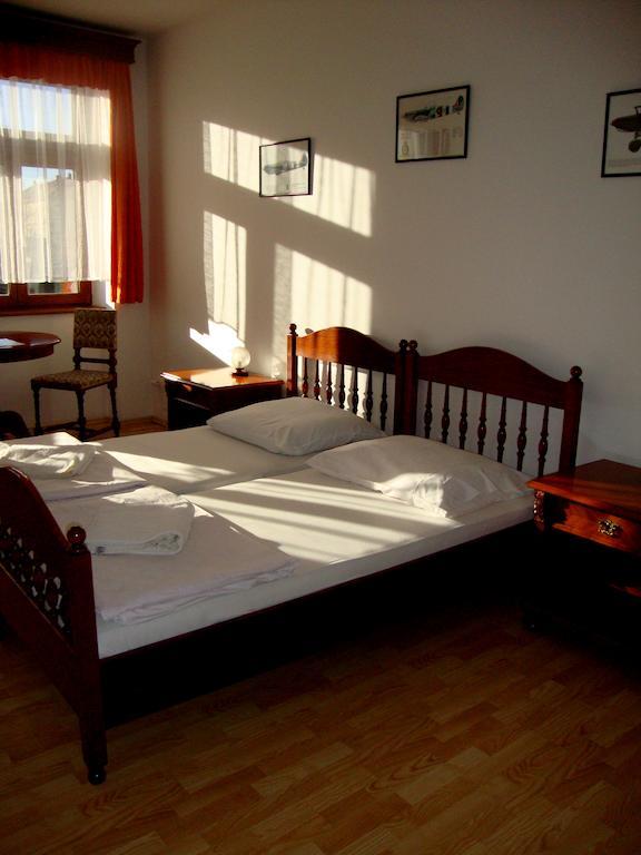 Penzion Aviatik Čáslav Habitación foto